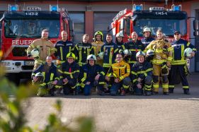 Gruppenbild von Feuerwehrleuten