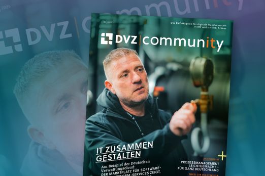 Cover der DVZ community 1/2025 mit DVZ-Haustechniker Frank Burmeister.