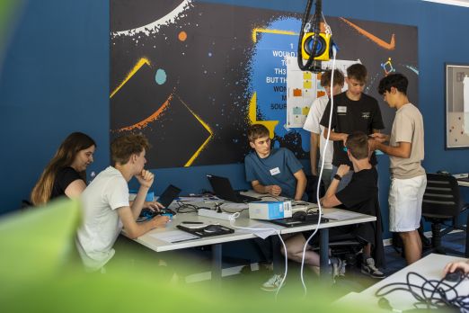 Arbeitsgruppe beim SommerBootcamp