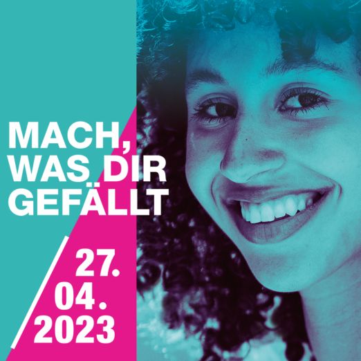 Bild von junger Frau, die lächelt