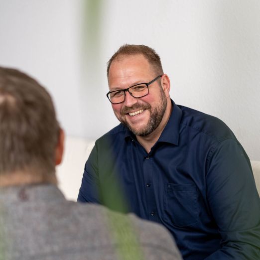 Tino Ertl im Gespräch.