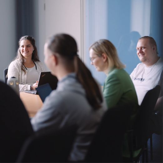 Foto einer Meetingsituation