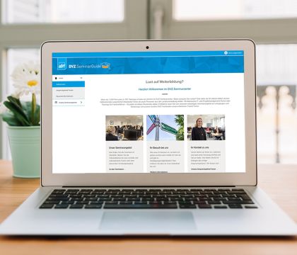 	Bild von einem Laptop mit Blick auf die neue Software des DVZ.Seminarcenters