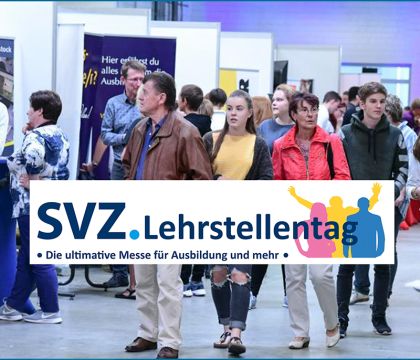 Menschen auf einer Messe