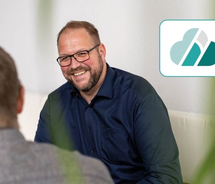 DVZ-Abteilungsleiter Tino Ertl im Gespräch.